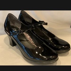 Dansko Bett Black Patent Leather Mary Jane 42